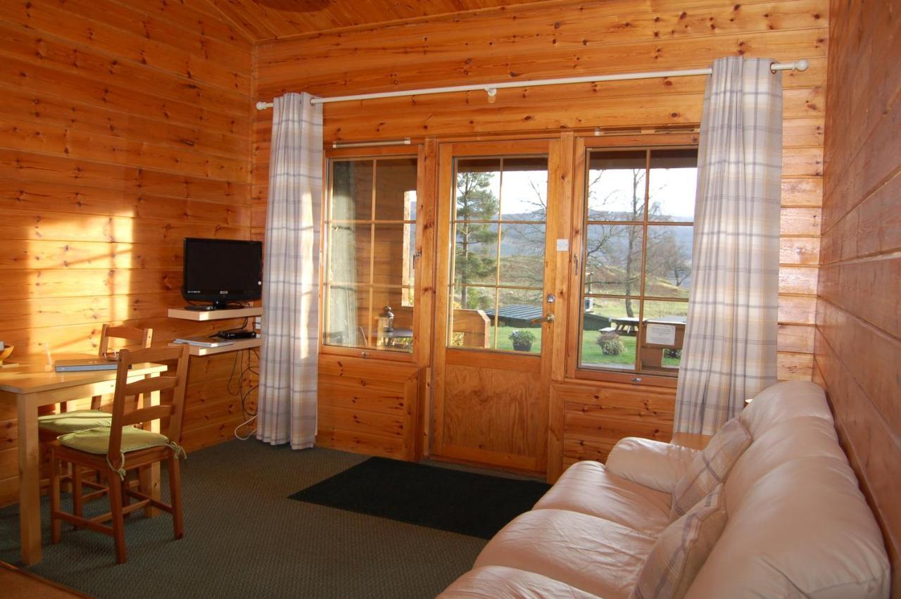 Cosy & Compact Rowan No2 * Killin