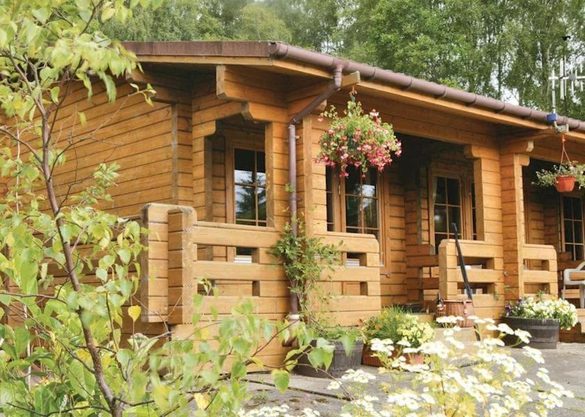 Cosy & Compact Rowan No2 * Killin